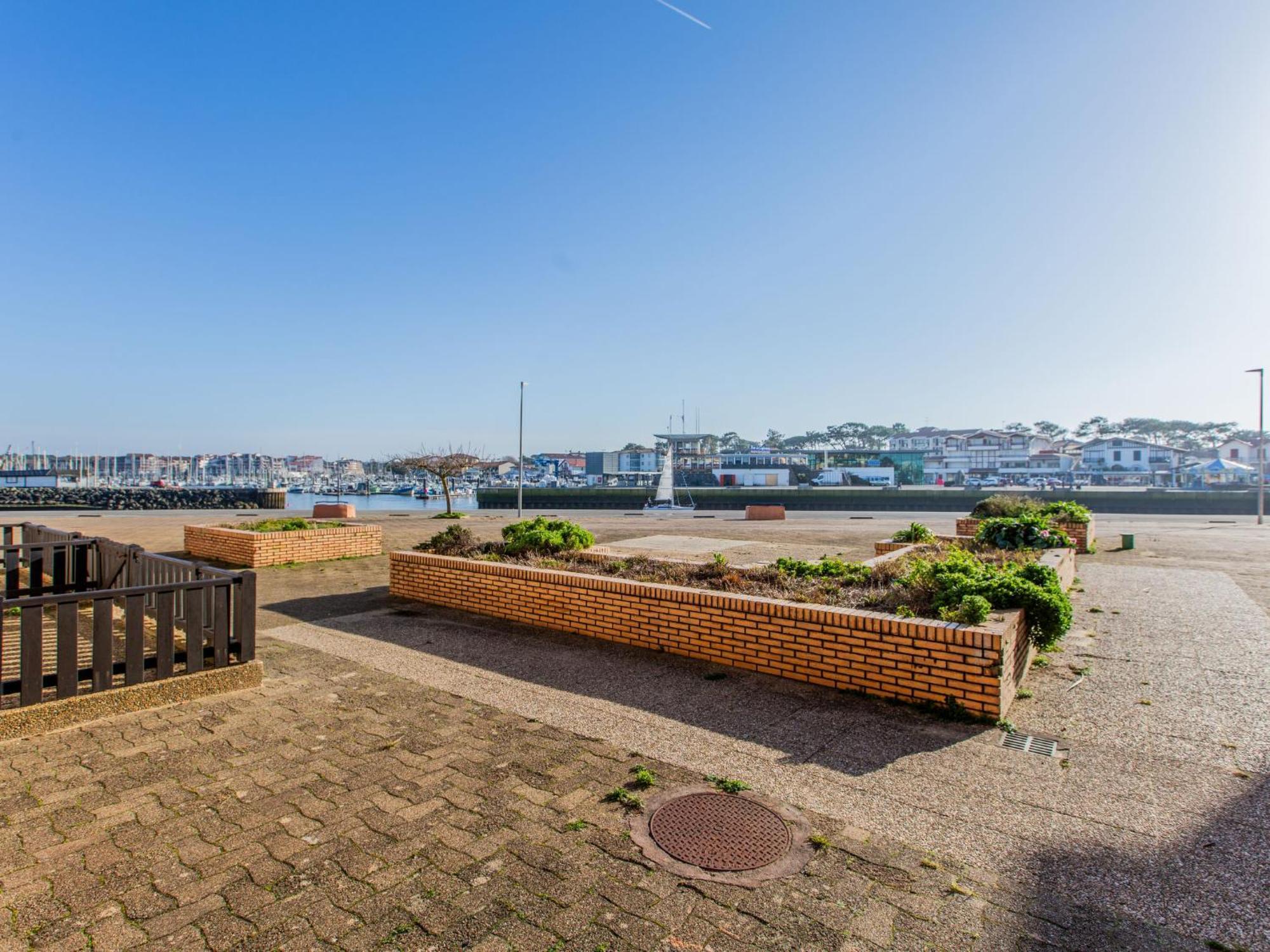 Apartment Les Terrasses Notre Dame Du Port-8 By Interhome Capbreton Exterior photo